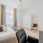 Modernes Im Hollaendischen Viertel アパート