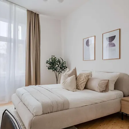 Modernes Im Hollaendischen Viertel Potsdam